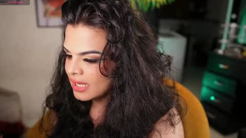 Chloe  online show from December 7, 2024, 2:53 am