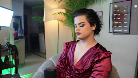 Chloe  online show from December 25, 2024, 1:53 am