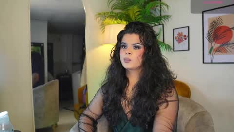 Chloe  online show from March 7, 2025, 12:04 am