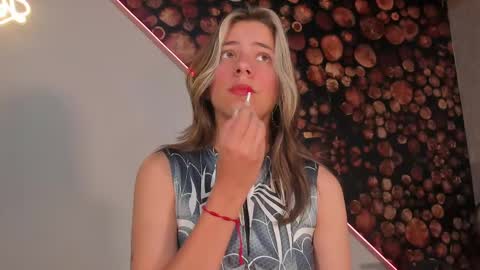 artemisablake online show from February 21, 2025, 7:21 pm