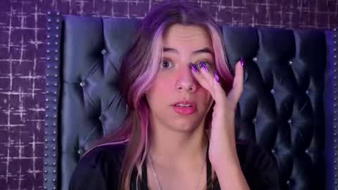 artemisablake online show from October 18, 2025, 5:35 pm