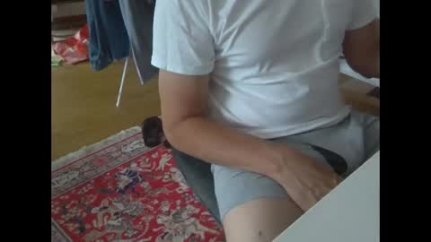 Snapshot of artesian99 chatting on September 10, 2025, 10:48 am artesian99 online show from September 10, 2025, 10:48 am