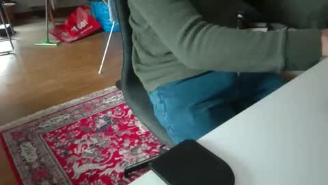 Snapshot of artesian99 chatting on November 1, 2025, 9:00 am artesian99 online show from November 1, 2025, 9:00 am