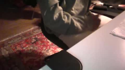 Snapshot of artesian99 chatting on November 5, 2025, 12:32 am artesian99 online show from November 5, 2025, 12:32 am