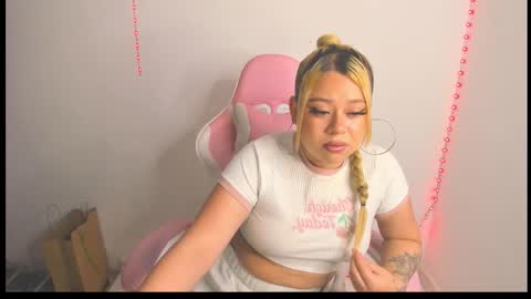 Val online show from February 24, 2026, 1:14 am