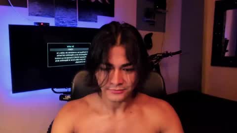 Snapshot of arthur_hunter chatting on June 4, 2026, 2:39 am I AM HERE online show from June 4, 2026, 2:39 am