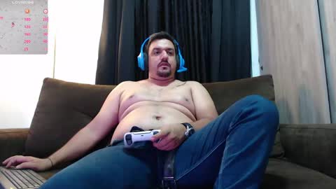 Snapshot of arthurbob26 chatting on May 20, 2026, 2:29 am Sebas online show from May 20, 2026, 2:29 am