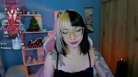 Lenna online show from February 27, 2025, 8:50 am