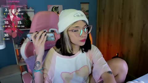 Lenna online show from March 7, 2025, 6:13 am