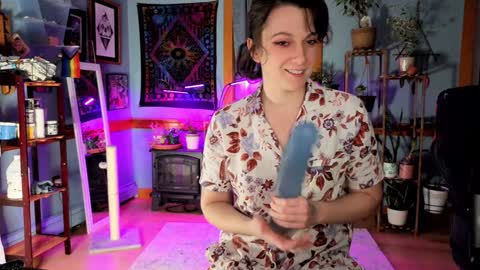 Artie Paints online show from December 28, 2024, 1:39 am