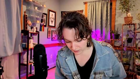 Artie Paints online show from December 29, 2024, 1:24 am