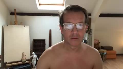 artisterotic online show from September 24, 2025, 8:06 am