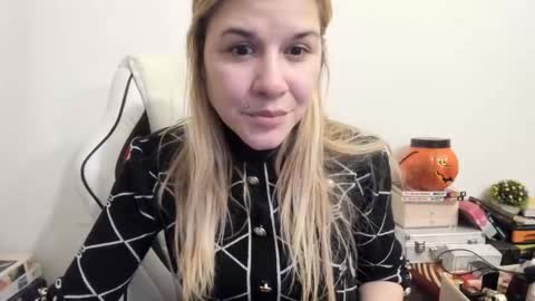 MIA online show from February 5, 2025, 9:07 pm