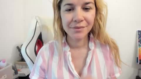 MIA online show from September 30, 2025, 9:58 am