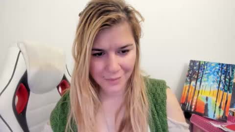 MIA online show from November 21, 2025, 10:36 am