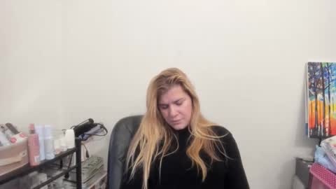 MIA online show from December 21, 2025, 12:12 pm