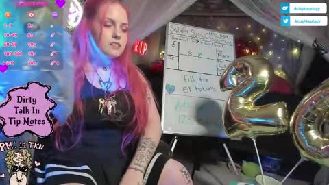 ArtsyHeartsyy online show from October 11, 2025, 2:55 am