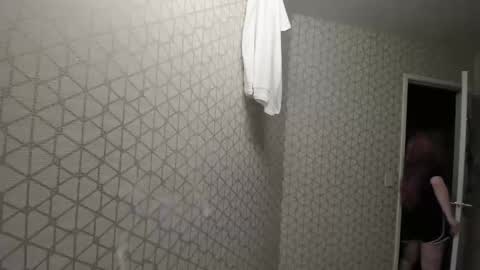 ArtsyHeartsyy online show from March 15, 2026, 1:33 am