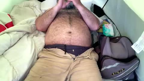 Snapshot of arturdivus chatting on April 15, 2026, 2:57 pm ArturDivus online show from April 15, 2026, 2:57 pm