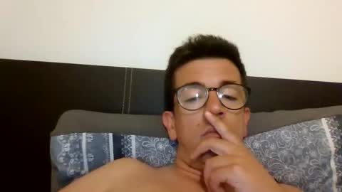 Snapshot of arturpaulval chatting on June 9, 2026, 3:45 pm arturpaulval online show from June 9, 2026, 3:45 pm
