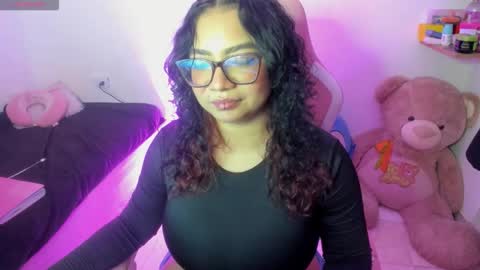 artxmisa7 online show from March 11, 2026, 5:02 am