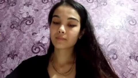 Amina online show from December 4, 2025, 8:28 pm