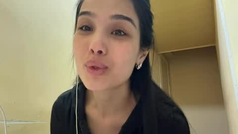 Amina online show from February 28, 2026, 6:42 pm