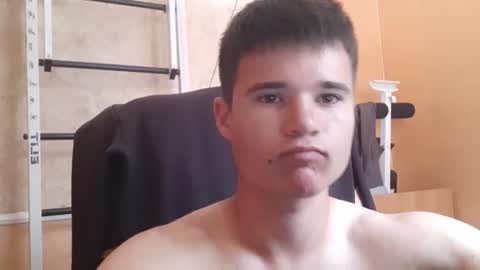 Snapshot of arvyn_ chatting on June 22, 2026, 7:49 am Denis online show from June 22, 2026, 7:49 am