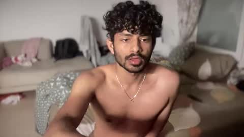 Arwin online show from April 5, 2026, 9:23 pm