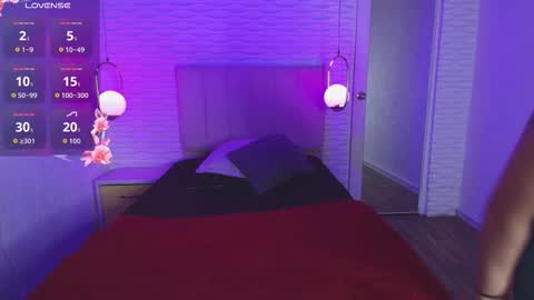 sofia online show from November 1, 2025, 7:05 pm