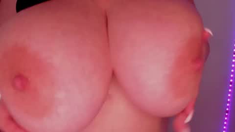 Arianacustom videos available for sale try my special  vibes 112233111222333 private copy at request online show from January 26, 2025, 8:57 am