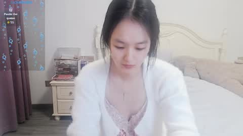 Snapshot of arylia_3 chatting on May 3, 2026, 3:45 am Lily online show from May 3, 2026, 3:45 am