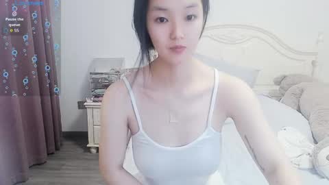 Snapshot of arylia_3 chatting on June 6, 2026, 3:55 am Lily online show from June 6, 2026, 3:55 am