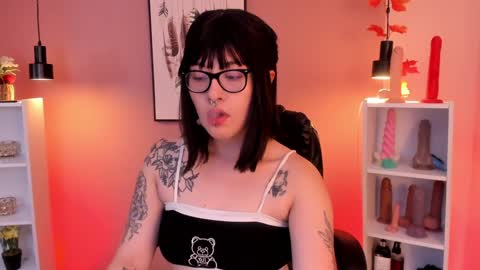 Snapshot of asami_chieko_ chatting on January 27, 2025, 8:39 pm Asami online show from January 27, 2025, 8:39 pm