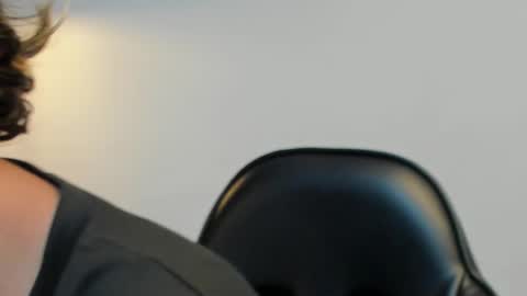 AsamiHattori  online show from October 16, 2025, 11:11 am