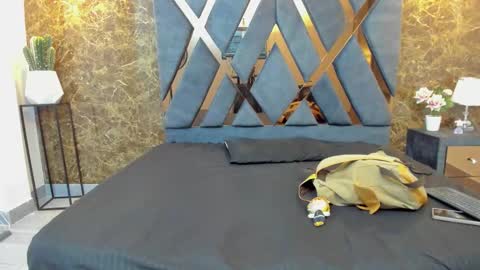 AsamiHattori  online show from October 27, 2025, 11:14 am