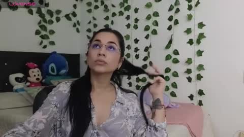 Asena online show from February 12, 2026, 8:04 pm