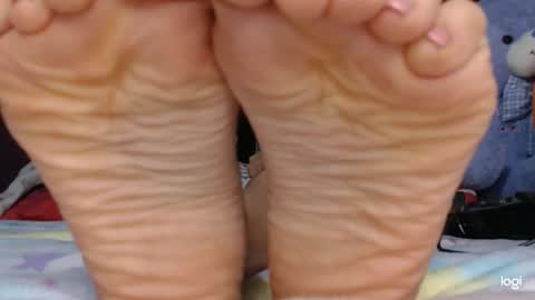 ashley online show from December 1, 2025, 3:11 am