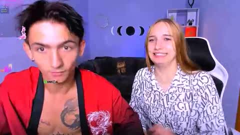 Snapshot of ash_raven_ chatting on September 17, 2025, 7:15 pm ash_raven_ online show from September 17, 2025, 7:15 pm