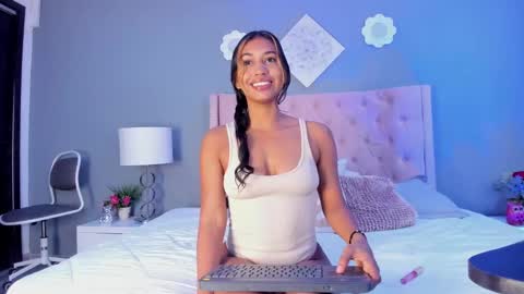 ashanty_malcom online show from March 2, 2025, 2:32 pm