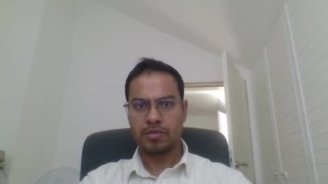 asharma1984xyz online show from May 29, 2026, 11:41 am