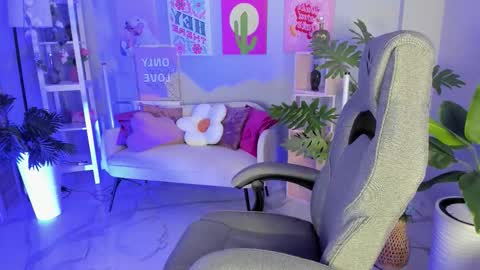 AshleyAshe  online show from September 23, 2025, 2:14 am