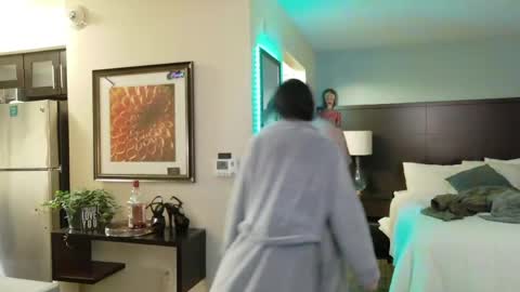 Snapshot of ashelynngrey1986 chatting on April 4, 2026, 2:21 am Ashelynn Grey online show from April 4, 2026, 2:21 am