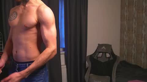 Jerk Machine online show from December 17, 2025, 10:21 am