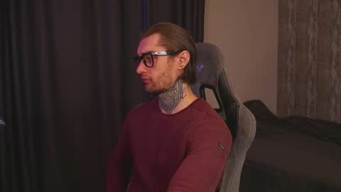 Jerk Machine online show from February 11, 2026, 12:21 pm