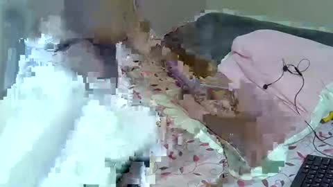 asher ad online show from September 19, 2025, 8:42 pm