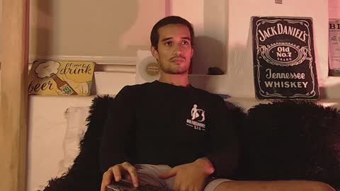 CARIBBEAN DREAM online show from April 12, 2026, 4:17 am