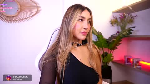 Nay online show from October 22, 2025, 12:22 am