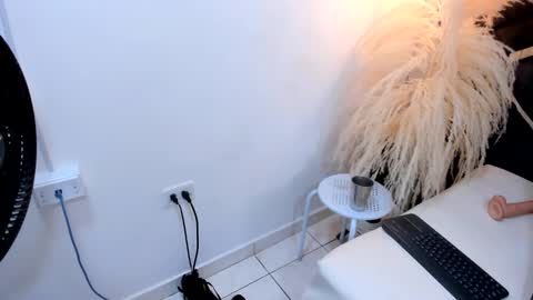 Snapshot of ashley_7777 chatting on March 2, 2025, 8:50 pm ashley_7777 online show from March 2, 2025, 8:50 pm