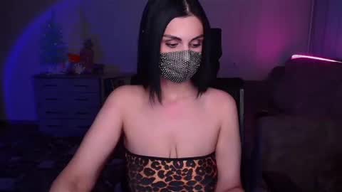   Yasmina   online show from January 6, 2025, 8:14 am